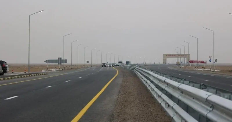 Без объезда 30 километров: разворотную площадку после капремонта открыли на трассе Самара Шымкент в Туркестанской области