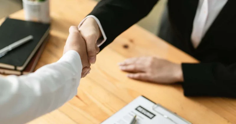 Американка нашла работу после 800 дней поисков с помощью мема