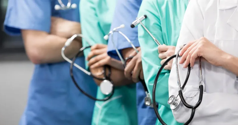 "Каждый пятый медработник предпенсионного возраста". Депутат заявила о грядущем кадровом коллапсе в Казахстане