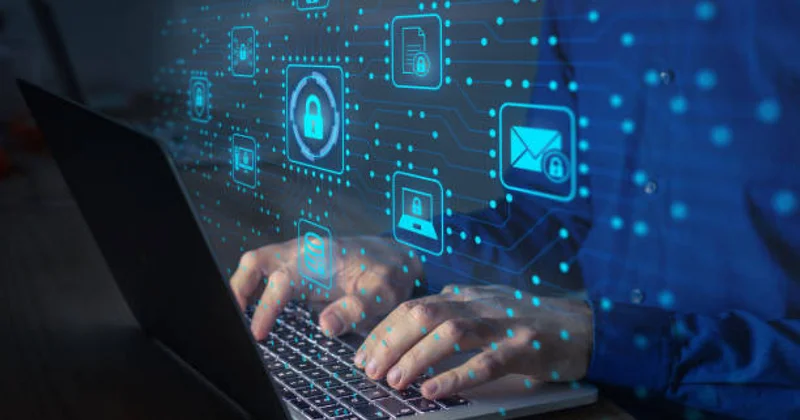 Трекер, камера, ақылды көлік: Депутат деректер қауіпсіздігіне алаңдаулы