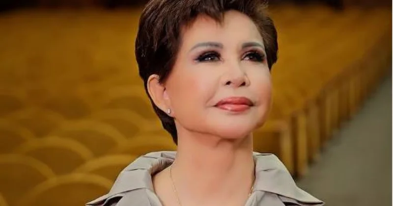 Роза Рымбаева поделилась архивными кадрами начала карьеры (ВИДЕО)