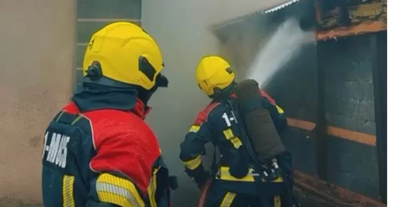 Пожар в частном секторе вспыхнул в Алматы (видео)