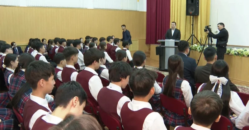 Ақтөбе облысында үш мыңнан астам жасөспірім Жасыл ел құрамында еңбек етті