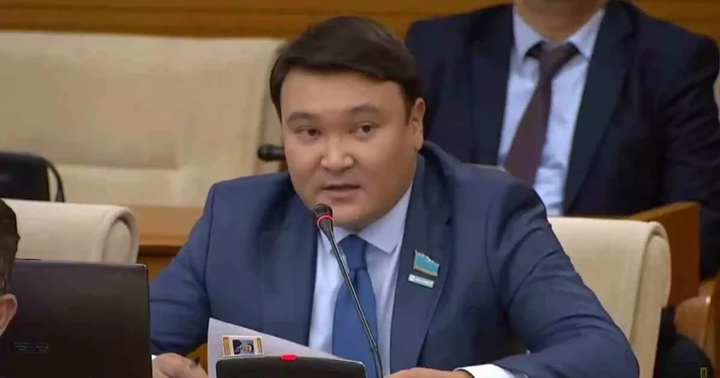 Депутат сатылатын медальдардың бағасын жариялады