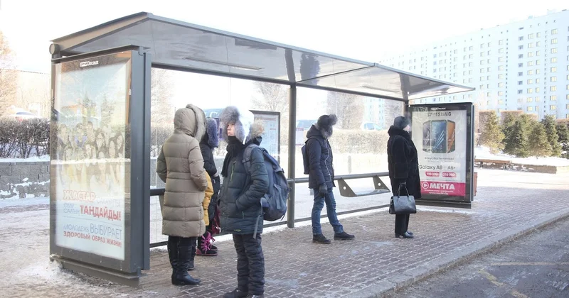 Разбившего остановку мужчину отправили под арест в Астане