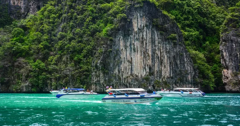 Крушение катера в Таиланде: одного из пострадавших казахстанцев выписали из больницы