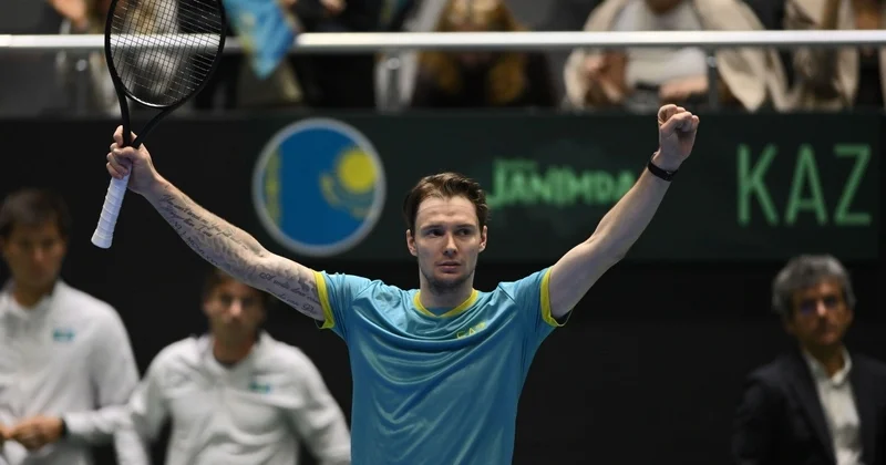 Александр Бублик Роттердам турнирінде финалға шығу үшін таласады