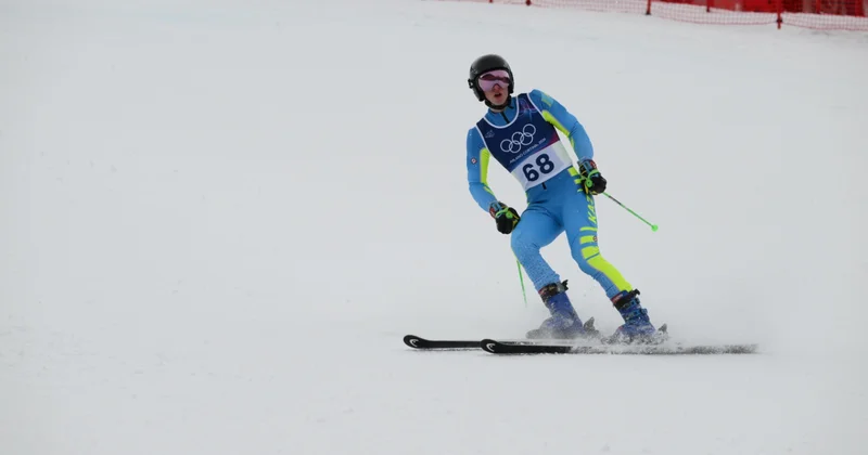 Олимпиада 2026: Ростислав Хохлов тау шаңғысынан слалом гигантта сынға түсті