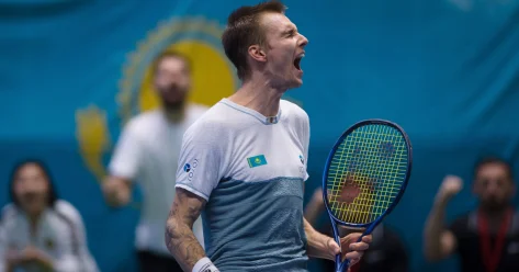 Александр Бублик вышел в полуфинал турнира в Роттердаме