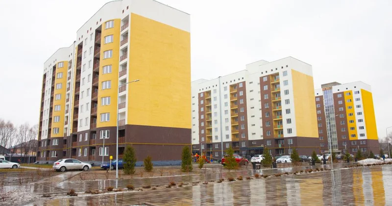 Новоселье справили 60 семей