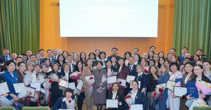 Ещё 14 молодых казахстанских учёных получили жильё