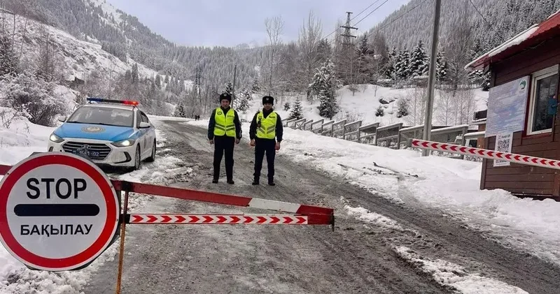 Алматы тауларында қар көшкіні қаупіне байланысты блок бекеттер қойылады