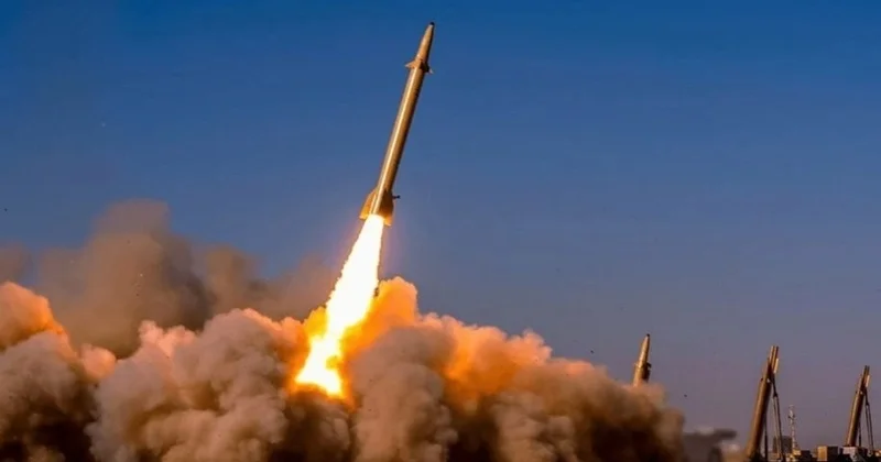 Иран Израиль мен АҚШ базаларын баллистикалық зымыранмен атқылағанын мәлімдеді