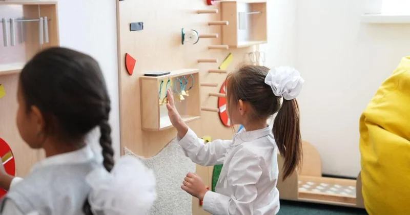 Елімізде үш ауысымды мектептер саны 4 есе қысқарды