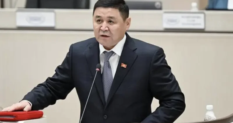 Қырғызстан ҰҚМК ның экс басшысы Қамшыбек Тәшиевтің туған інісінен жауап алынып жатыр