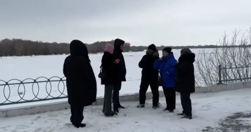 Семейде 9 жыл бұрын жоғалған қызды туыстары қайта іздеуді сұрады