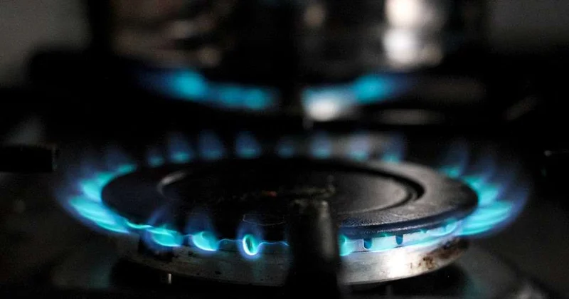 Газ идет в города спутники