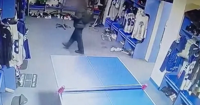 Хоккейный клуб обворовали в Астане (ВИДЕО)