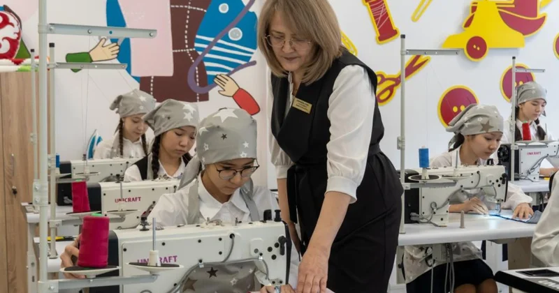 В Казахстане за три года построили 217 новых школ