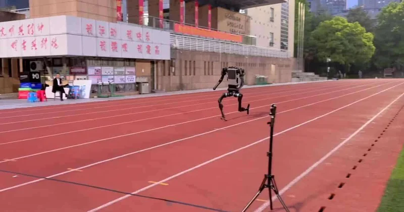 В Китае человекоподобный робот разогнался до 10 метров в секунду