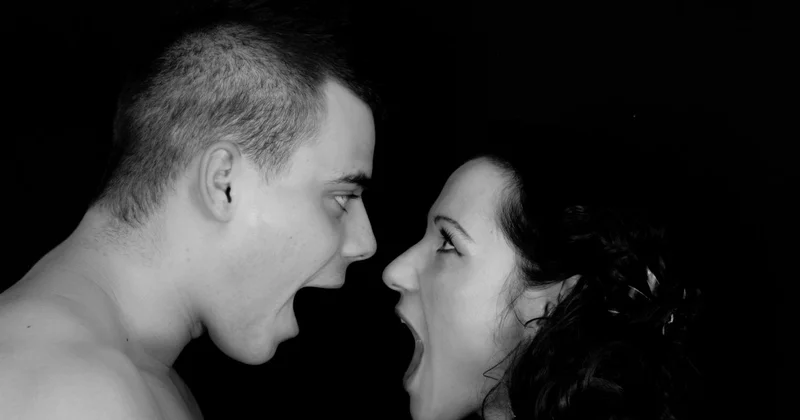 Экс супруг пытается отсудить у бывшей жены морозильник в России