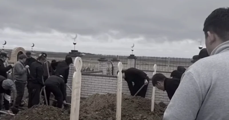 Отец похоронил троих детей, погибших при пожаре в Астане