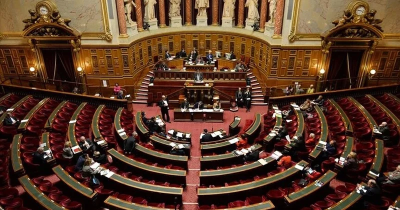 Франция бұрынғы отар елдерге мәдени мұраларын қайтарады