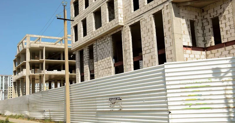 Планы по вводу жилья регионы подтвердили лишь наполовину Бектенов