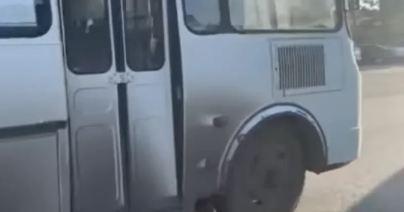 На водителя автобуса составили протокол после конфликта с пассажиром в Темиртау
