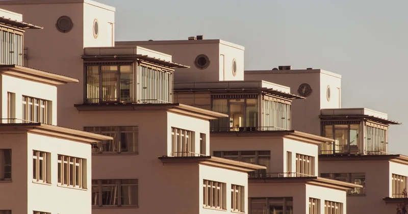 В Астане покупают всё меньше квартир: спад длится третий месяц