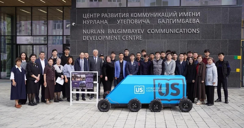 Қазақстандық студент адам бара алмайтын қауіпті жерлерде жұмыс істейтін робот шығарды