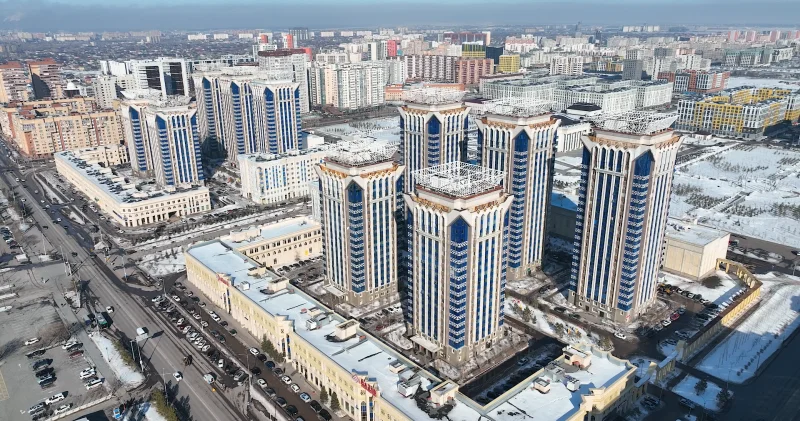 Астанадағы “тәж киген“ тұрғын үй кешені. Онда тұрғындар қалай өмір сүріп жатыр және қандай мәселелер бар?