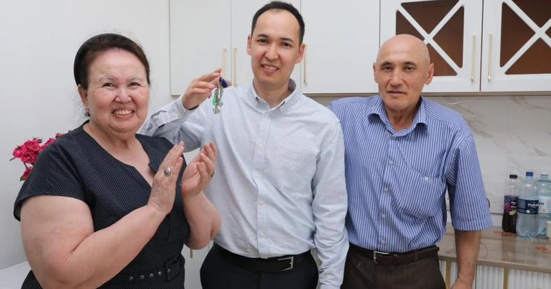 10 молодых ученых заселились в квартиры от государства в Алматы и Астане