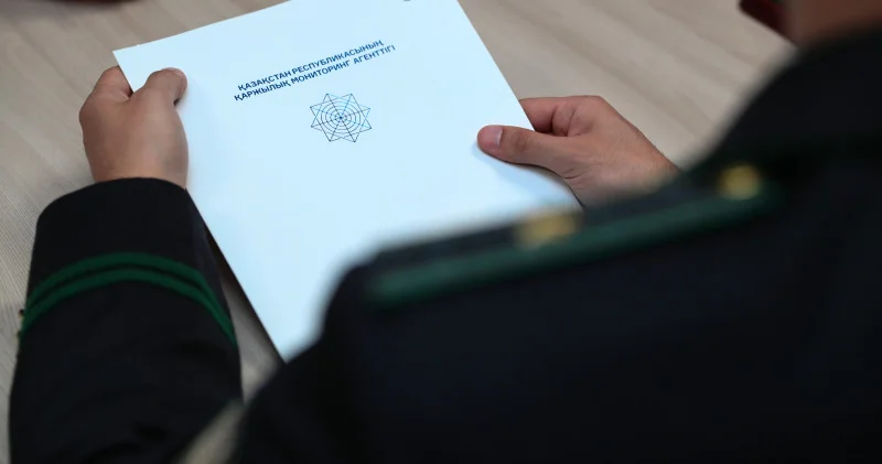 Блогер Жаңабылова сотта олардан пара үшін ақша сұрағанын мәлімдеді