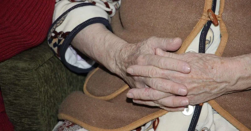 Золотая схема для пенсионеров: подозреваемого в серийных кражах задержали в Караганде