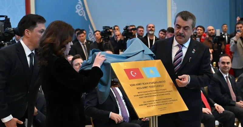 Қазақстан мен Түркия президенттері Қожа Ахмет Ясауи атындағы мектептің ашылу рәсіміне қатысты