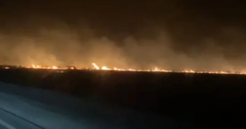 Жылыой ауданында бір кеште екі жерден дала өрті шықты