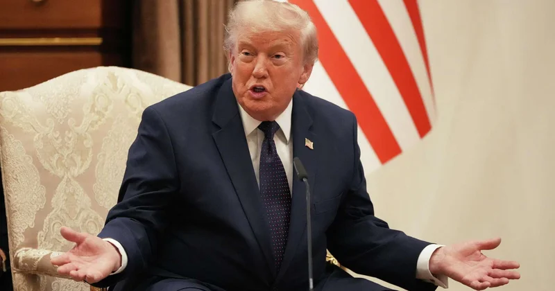 Трамп Ормуз бұғазы арқылы өтетін барлық жүктен 20% алым алуды көздеп отыр