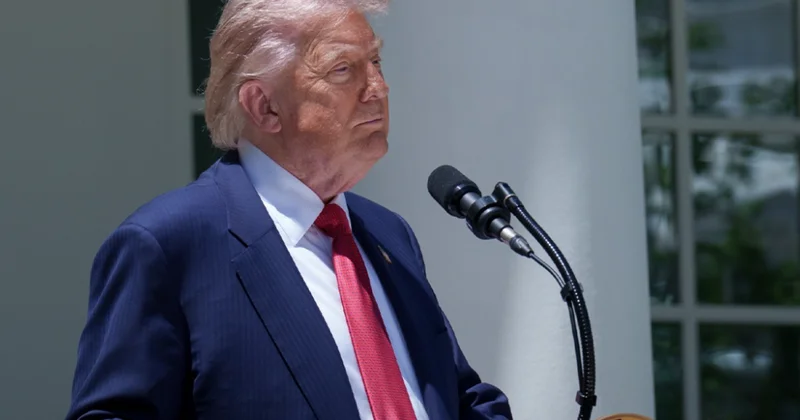 Трамп отказался от идеи вводить плату для судов в Ормузском проливе