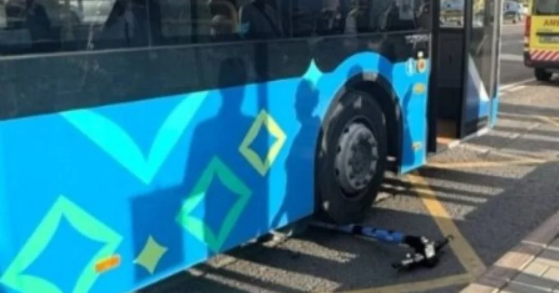 Астанада электрлі самокат мінген жасөспірім автобус дөңгелегінің астына түсті