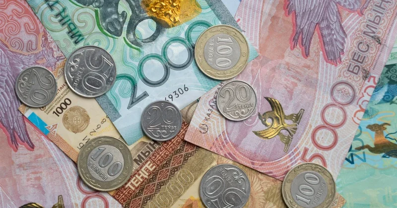 Пенсии в Казахстане в 2027 году: названа средняя сумма