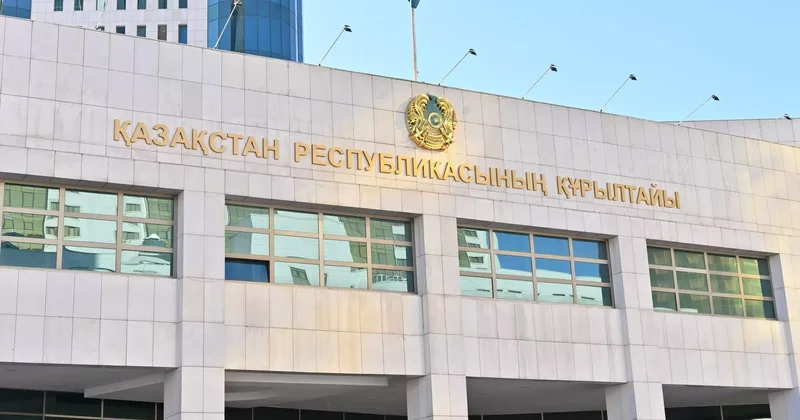 Әрбір депутатпен жеке кездесуге болады Құрылтай тәртібін түсіндірді