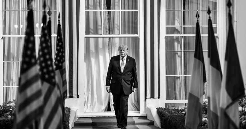 Трамп АҚШ тың мұнай үшін Иранда қалуы мүмкін екенін жоққа шығармады