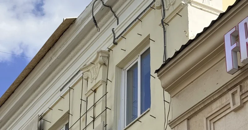Сіздердің реновацияларыңыздан аман қалмайды : Астанада Кенесары көшесіндегі қасбетті жөндеуге қатысты түсініктеме берілді
