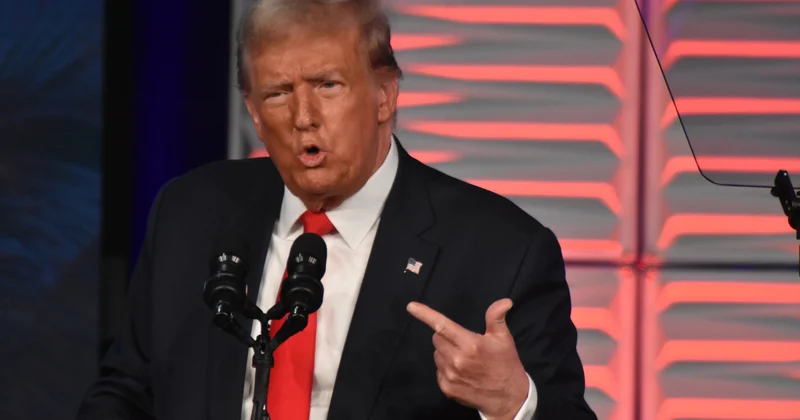 Тапшылық Иранмен соғысқа байланысты туындаған жоқ : Трамп Киевті Ресейдің МӨЗ деріне шабуыл жасамауға шақырды