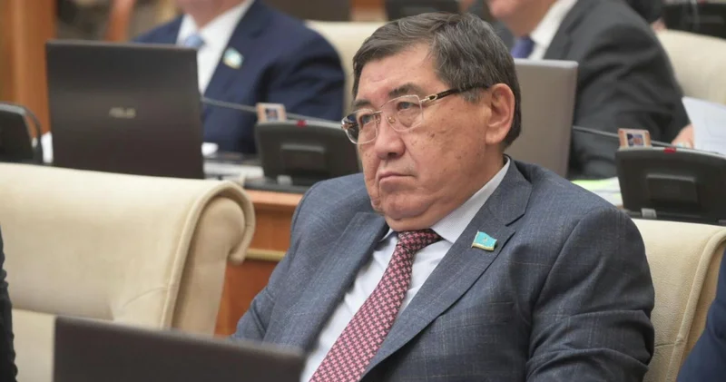 Астаудан кеткен билік қайта келгісі келеді : Ермұрат Бәпи Ескі Қазақстан жайлы ашық айтты