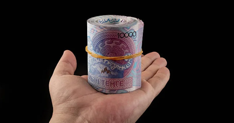Интимдік суреттерді жариялаймын: Жетісу облысында тұрғыннан қорқытып, ақша бопсалаған