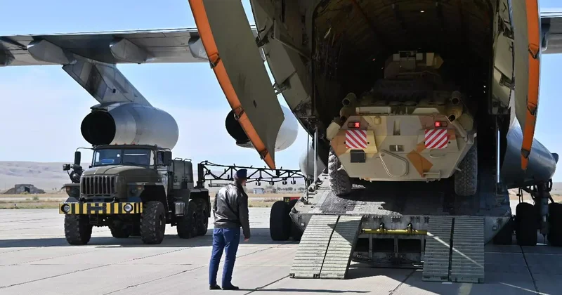 Қазақстанның әскери күштері Тәжікстанға оқу жаттығуға аттанды