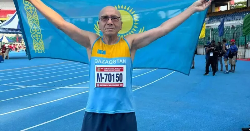 Аптасына үш рет жүгіремін : Азия чемпионы атанған қария құпиясымен бөлісті