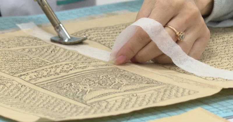 Реставраторлар қағазды қолдан құю әдісіне көшті